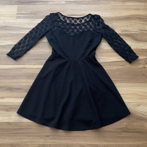 Paper Dolls Dress Women’s Medium Fit And Flare Black Polka Dot Knit Party - Picture 1 of 9